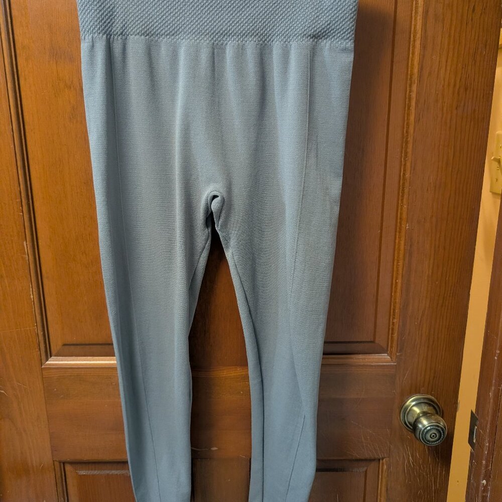 Womens Legging/Tights, size XLarge, qty 2